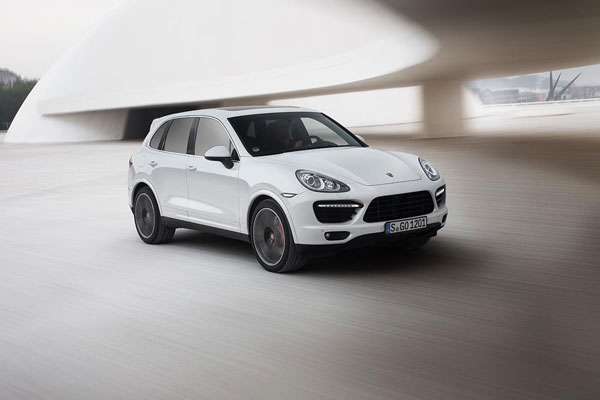 2012-porsche-cayenne-turbo-s