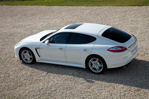 2011-porsche-panamera-diesel