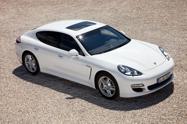 2011-porsche-panamera-diesel