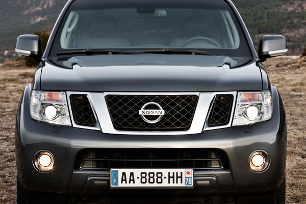 2008-nissan-pathfinder