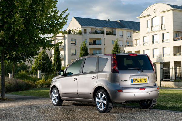 2008-nissan-note