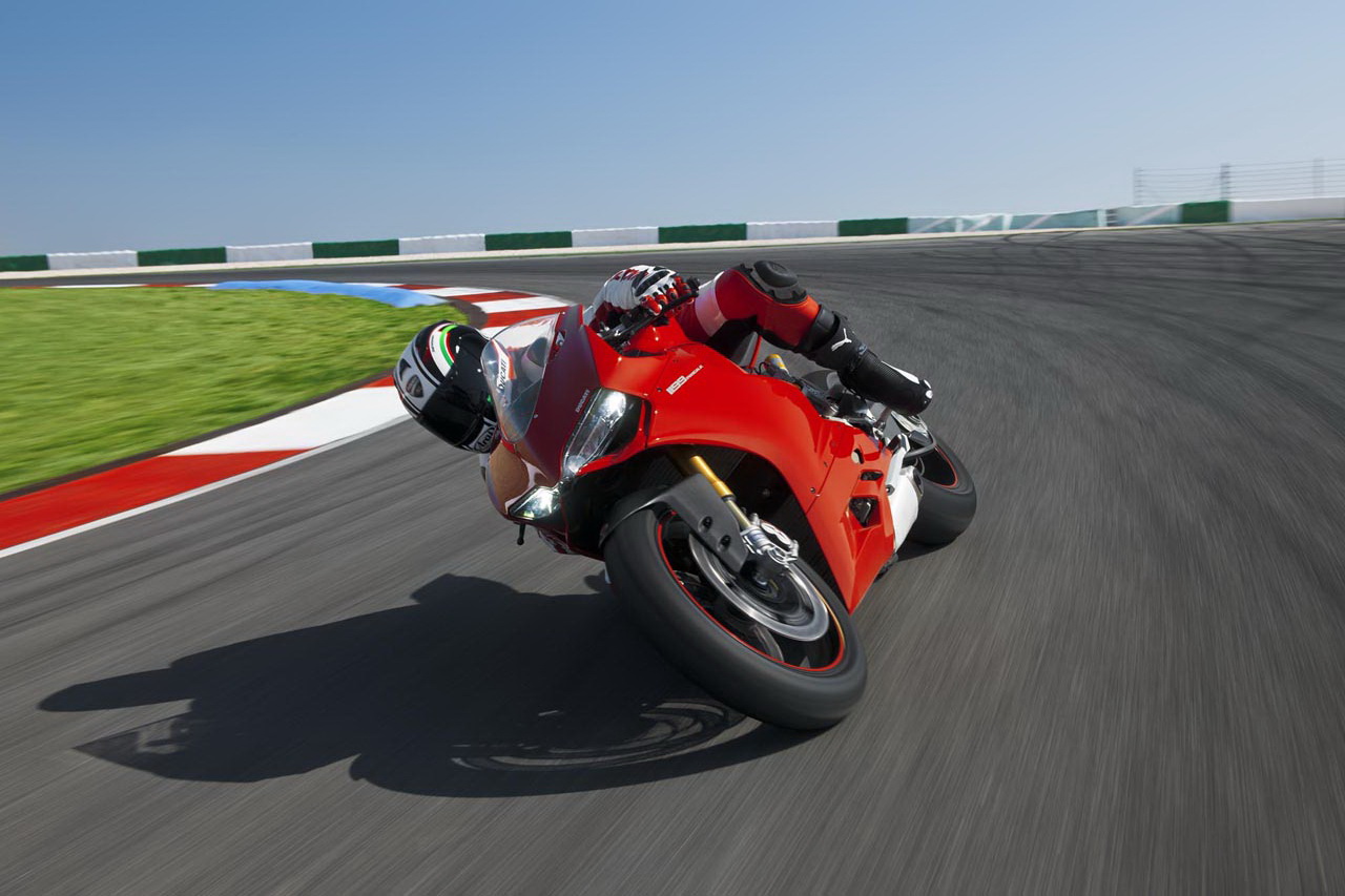 ducati-1199-panigale-galerija