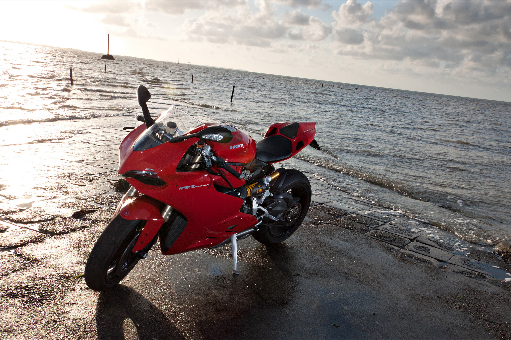 ducati-1199-panigale-galerija