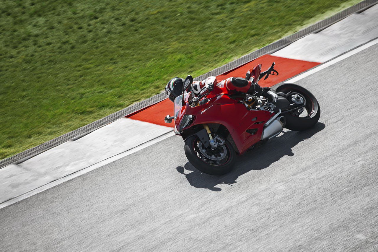 ducati-1199-panigale-galerija