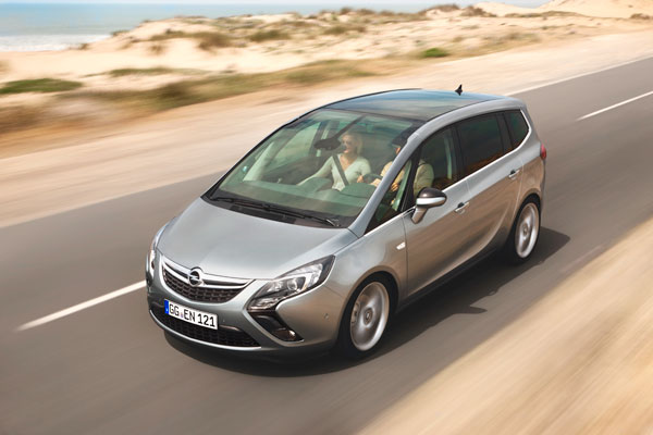 2011-opel-zafira-tourer