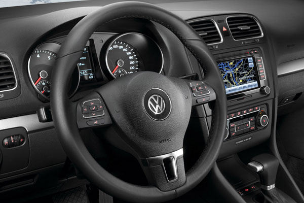 2008-volkswagen-golf-vi-3-vrata