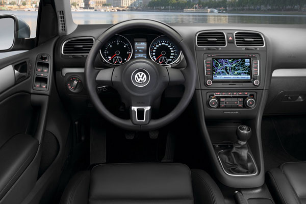 2008-volkswagen-golf-vi-3-vrata