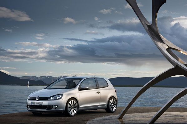 2008-volkswagen-golf-vi-3-vrata