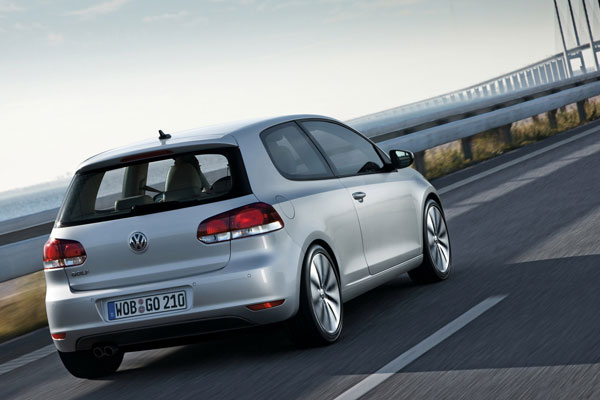 2008-volkswagen-golf-vi-3-vrata