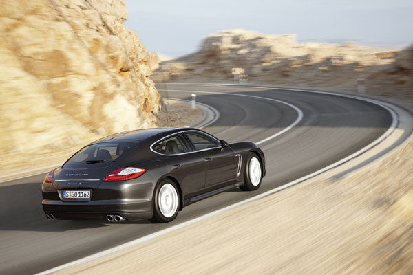 2009-porsche-panamera-s