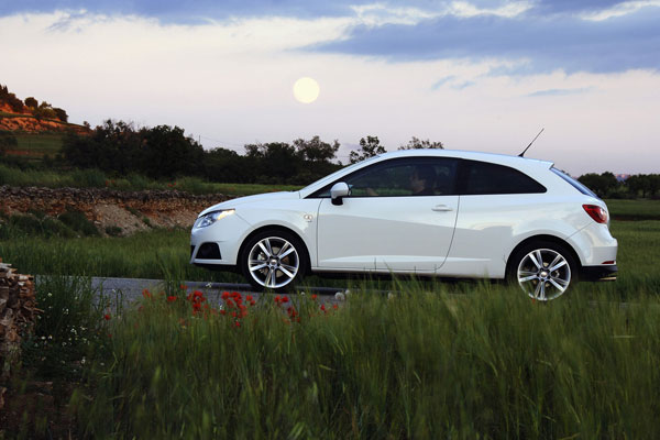 2009-seat-ibiza-3-vrata