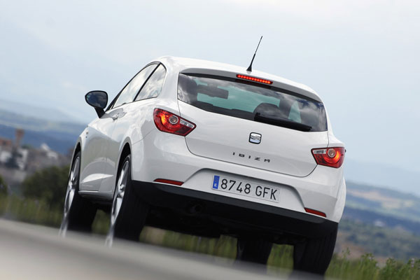 2009-seat-ibiza-3-vrata