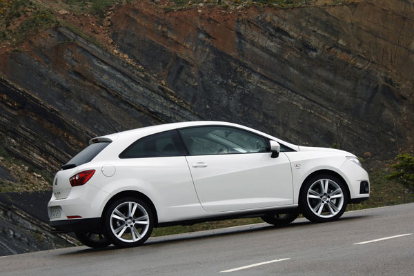 2009-seat-ibiza-3-vrata