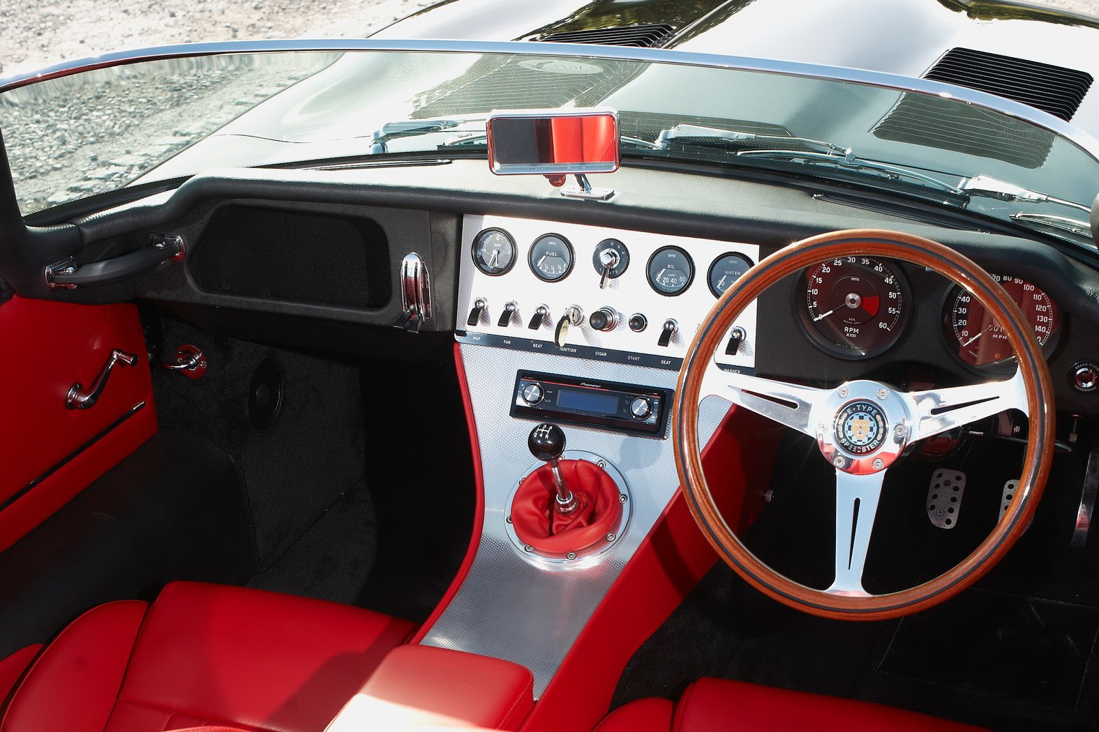 jaguar-e-type-speedster-galerija
