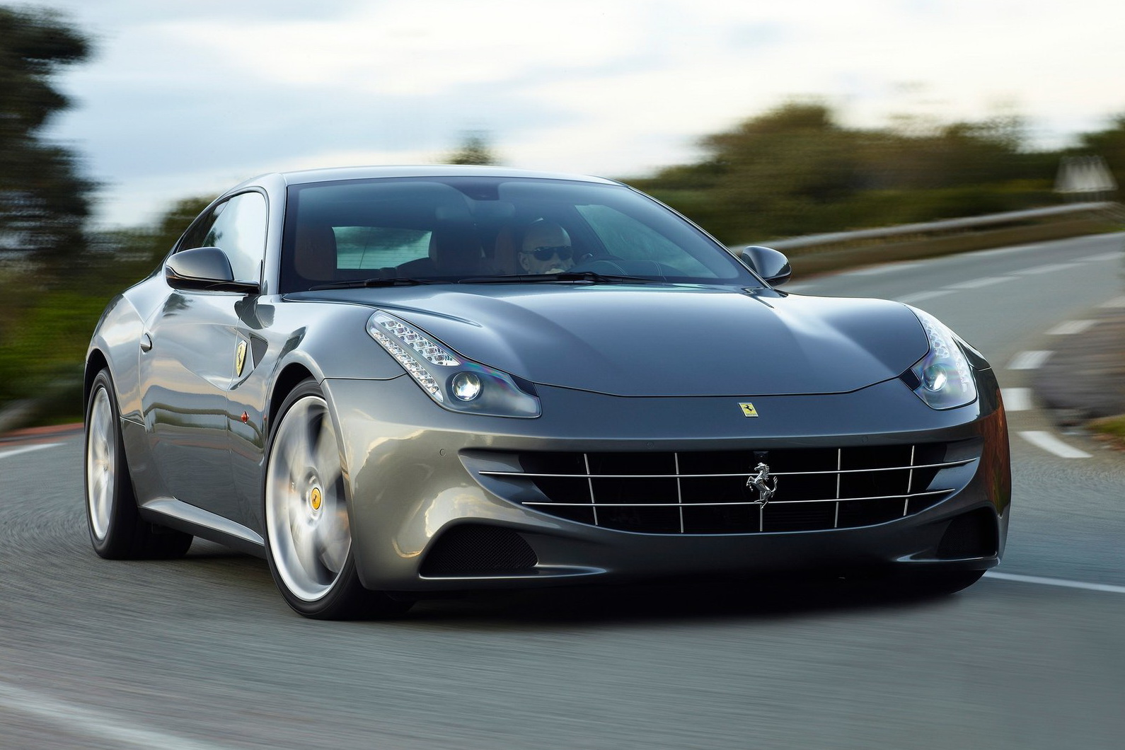 ferrari-ff-galerija