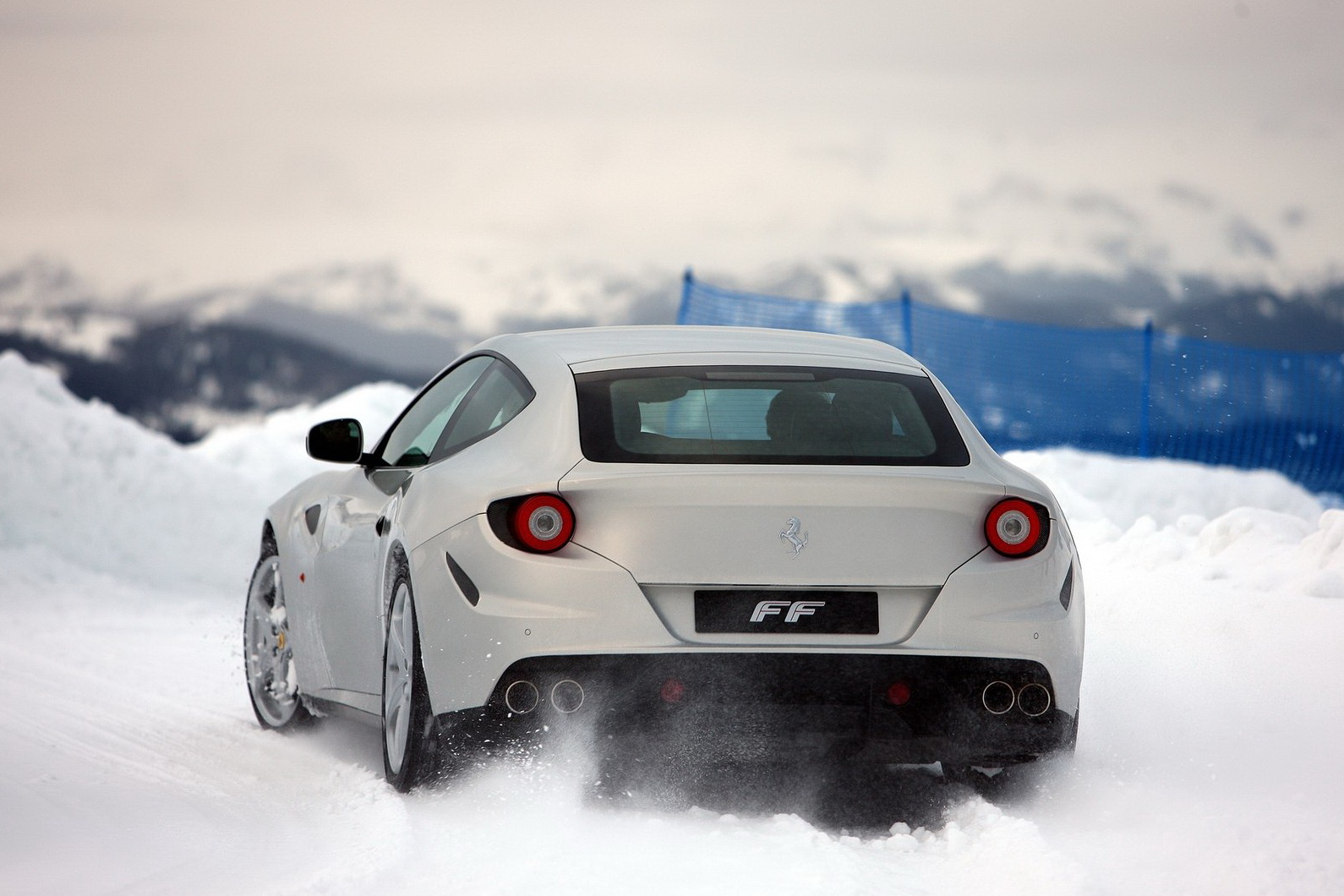 ferrari-ff-galerija