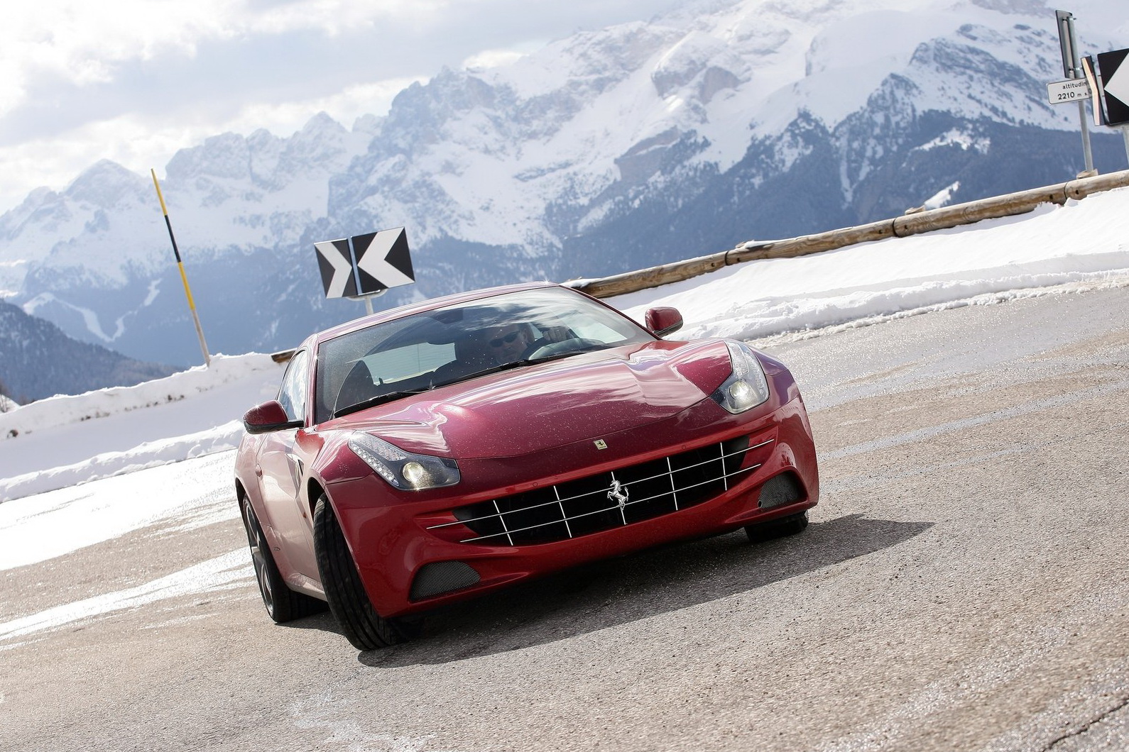ferrari-ff-galerija