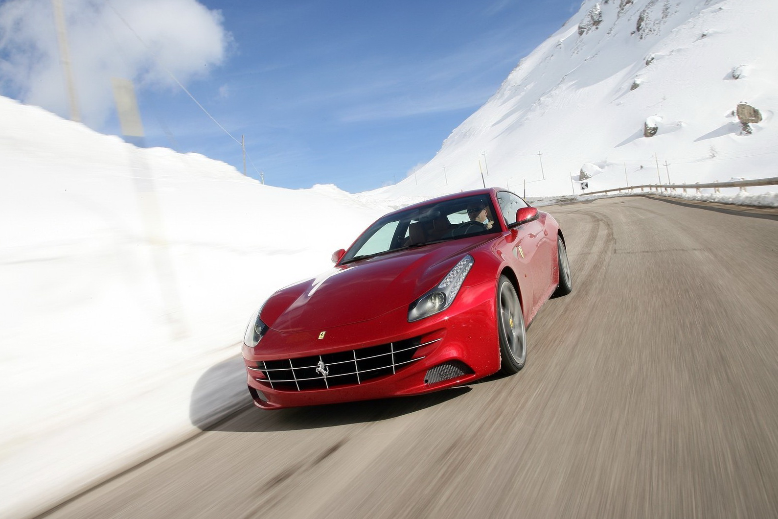 ferrari-ff-galerija