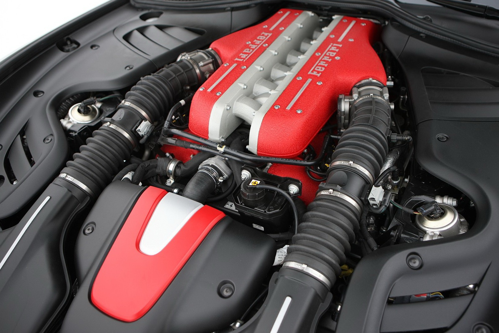 ferrari-ff-galerija