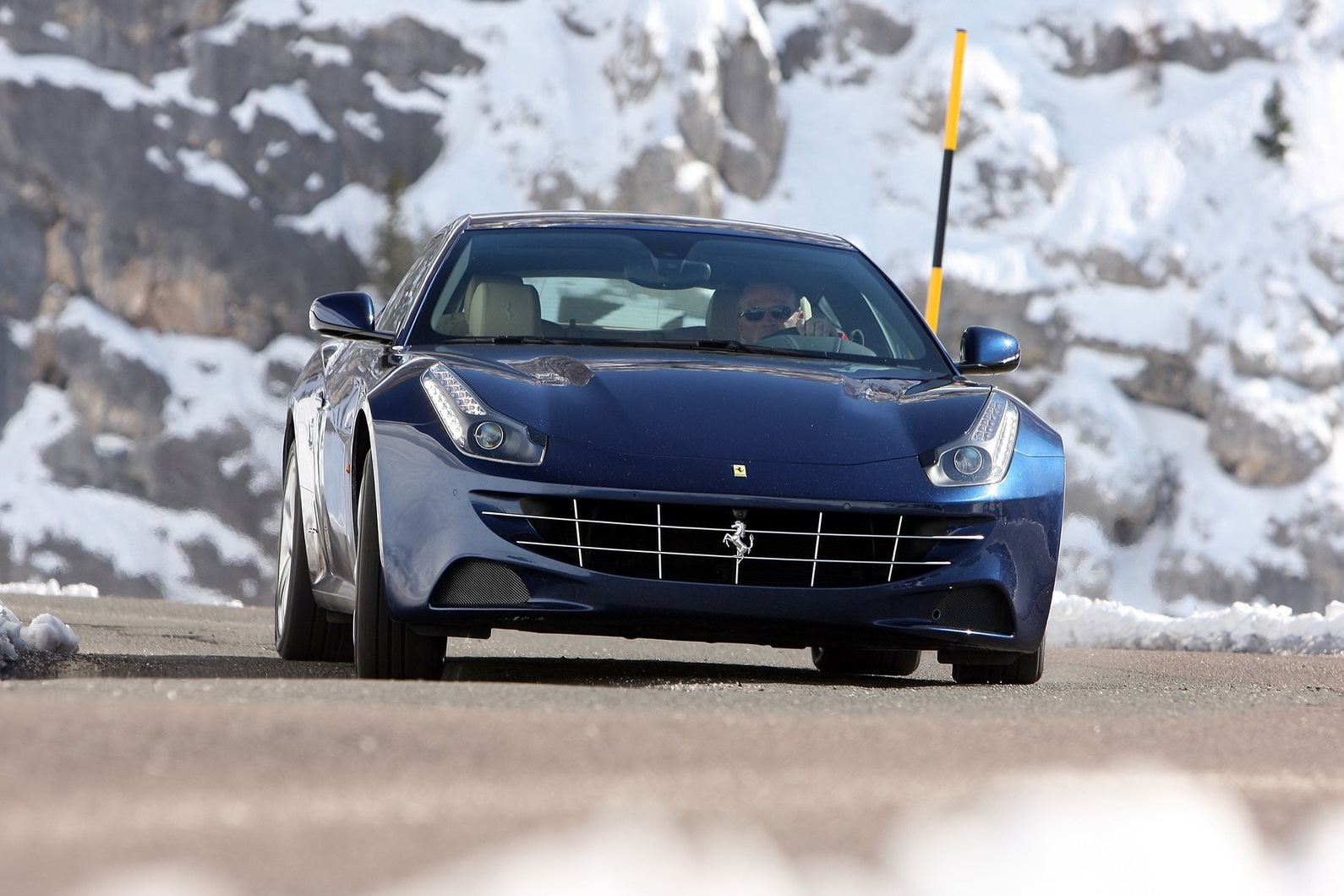 ferrari-ff-galerija
