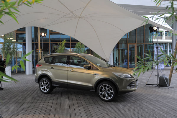 2012-ford-kuga