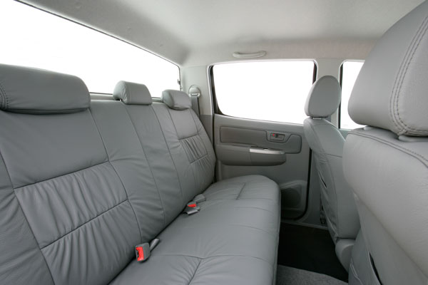 2006-toyota-hilux