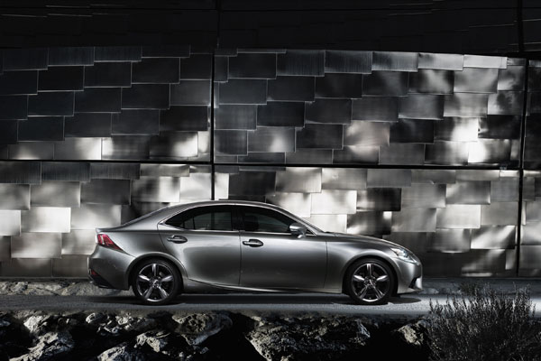 2013-lexus-is