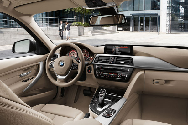 2012-bmw-3-serija-touring