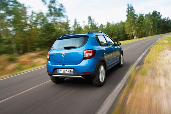 2012-dacia-sandero-stepway-2