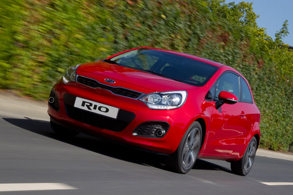 2012-kia-rio-hatchback-3-doors