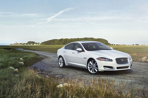 2012-jaguar-xf