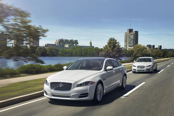 2012-jaguar-xf