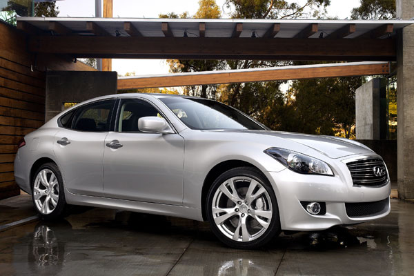 2010-infiniti-m-sedan