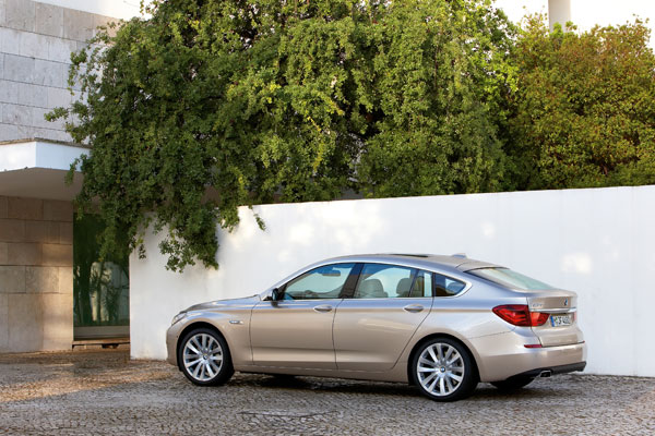 2009-bmw-5-serije-gran-turismo