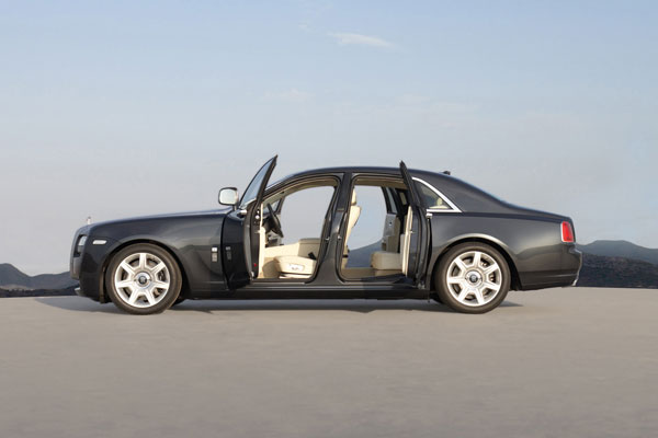 2009-rolls-royce-ghost