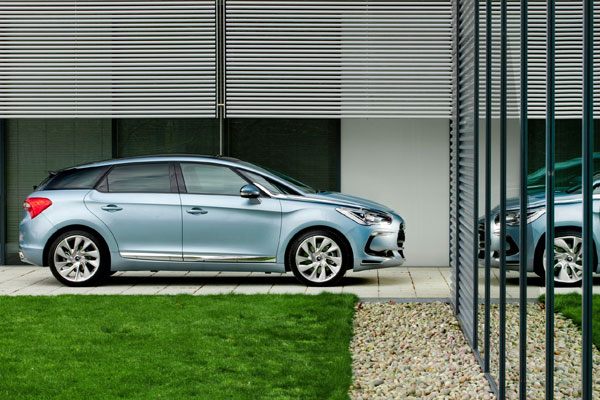 2011-citroen-ds5