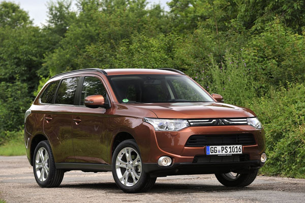 2012-mitsubishi-outlander