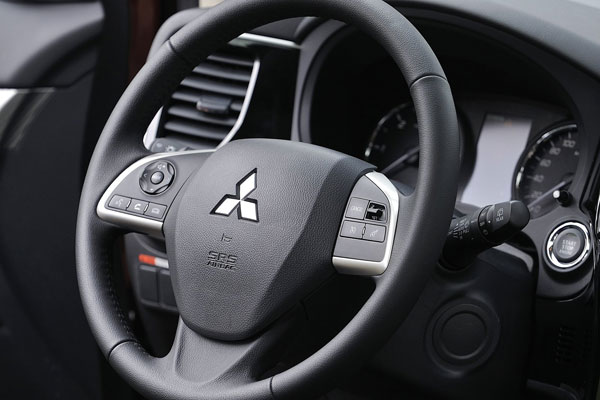 2012-mitsubishi-outlander