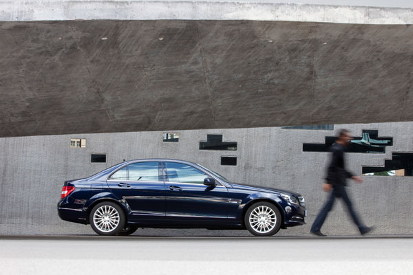 2011-mercedes-benz-c-klasa-w204