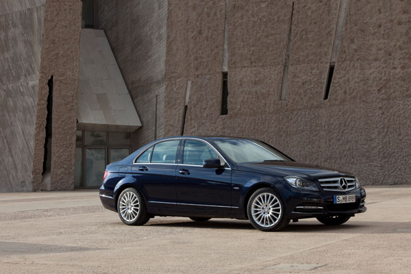 2011-mercedes-benz-c-klasa-w204