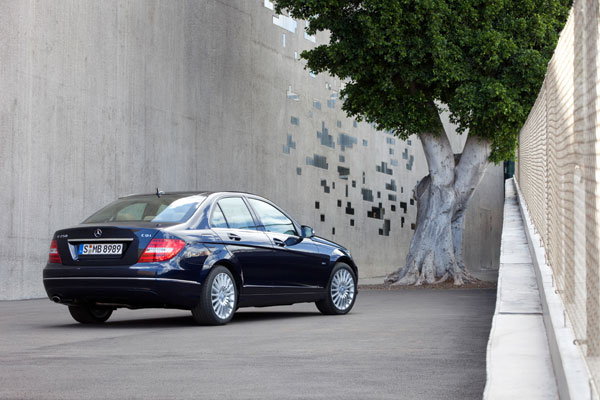 2011-mercedes-benz-c-klasa-w204