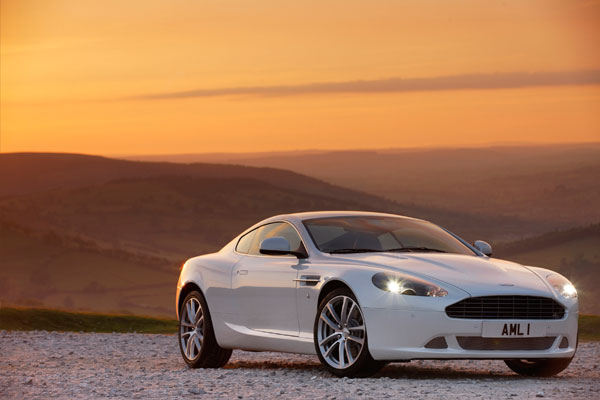 2010-aston-martin-db9-coupe