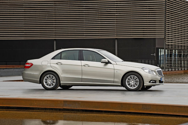 2009-mercedes-benz-e-klasa-w212