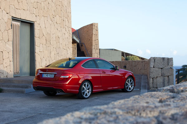 2011-mercedes-benz-c-klasa-coupe-c204