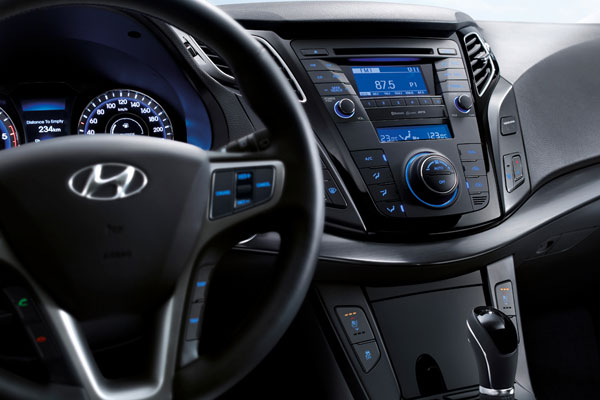 2012-hyundai-i40