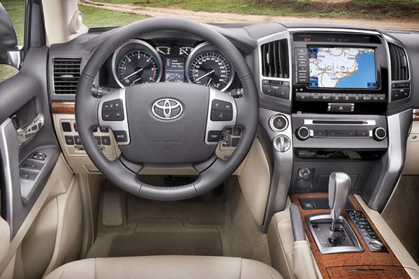 2007-toyota-land-cruiser-v8