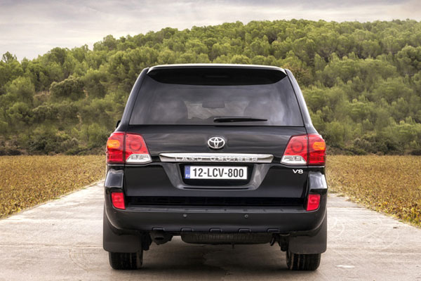 2007-toyota-land-cruiser-v8