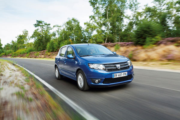 2012-dacia-sandero-2