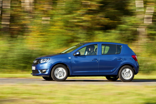 2012-dacia-sandero-2