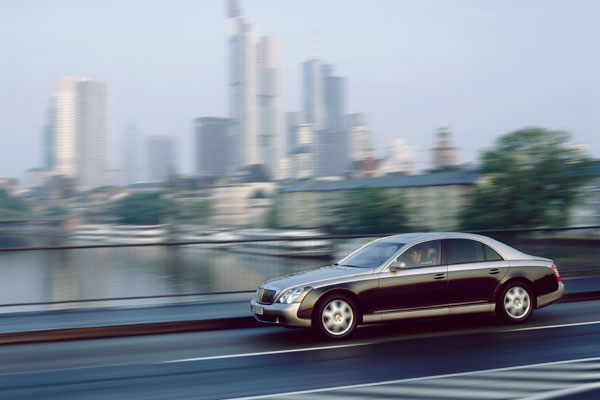 2009-maybach-57-zeppelin